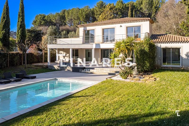 Villa - 226 m² - 5 pièces