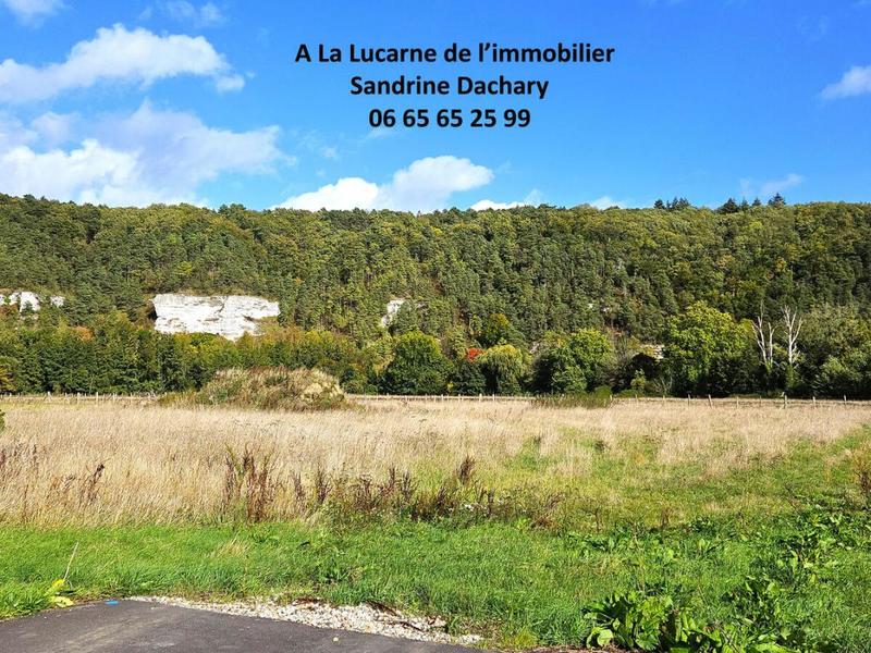 Terrain constructible - 1 345 m²