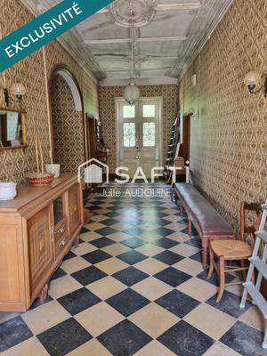 Maison - 293 m² - 11 pièces