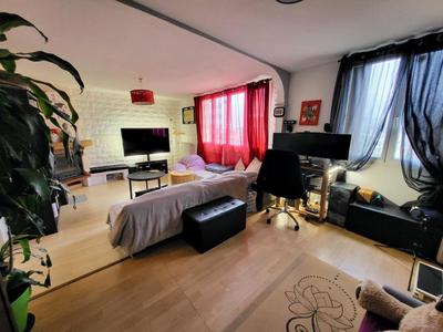 Appartement - 62 m² - 4 pièces