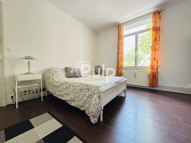 Maison - 184 m² - 6 pièces