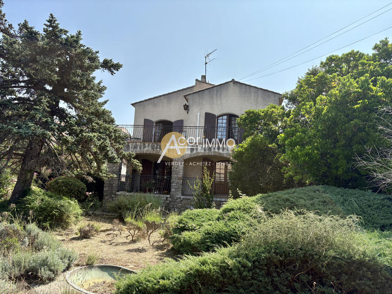 Maison - 200 m² - 6 pièces