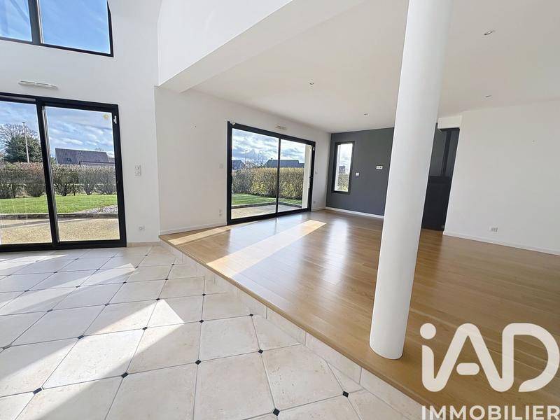 Maison - 215 m² - 7 pièces