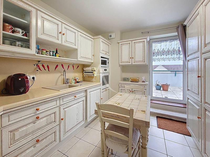 Appartement - 89 m² - 4 pièces