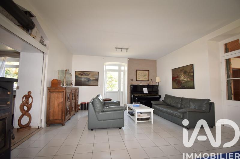 Maison - 175 m² - 9 pièces