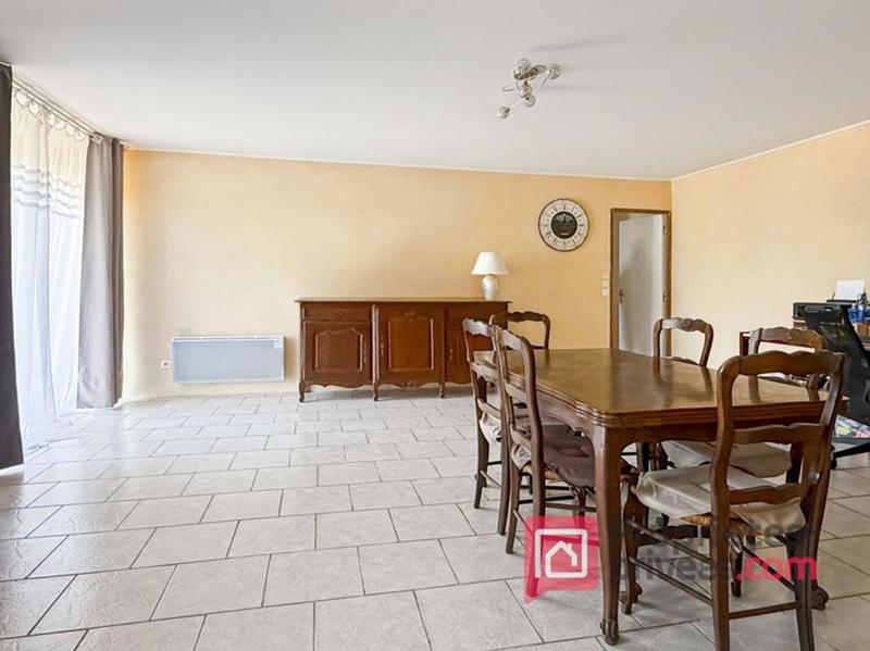 Maison - 190 m² - 8 pièces