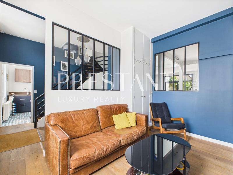 Maison - 195 m² - 8 pièces