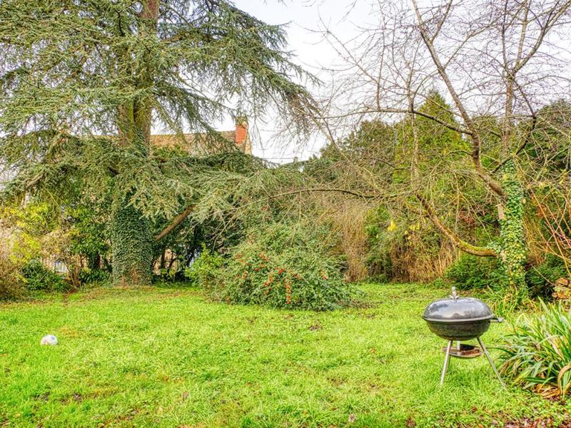 Maison - 216 m² - 9 pièces