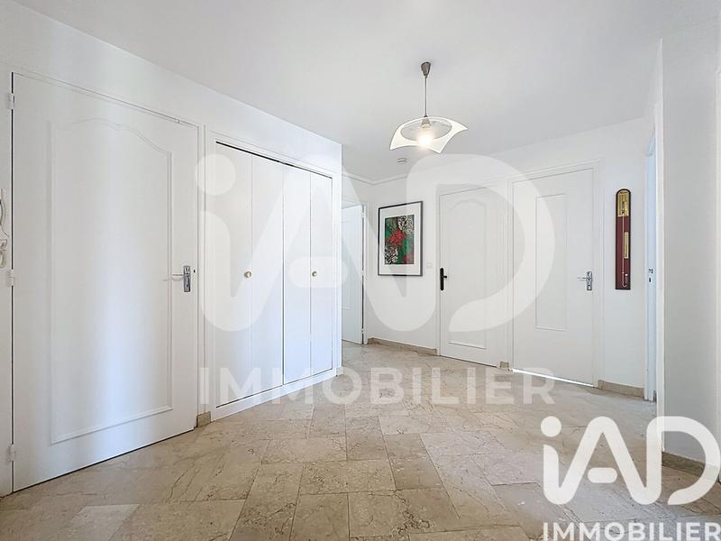 Appartement - 92 m² - 3 pièces