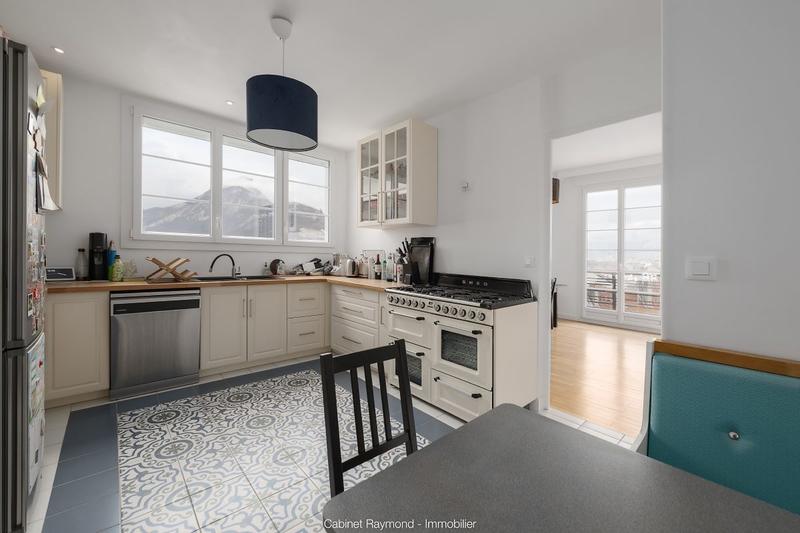 Appartement - 170 m² - 5 pièces