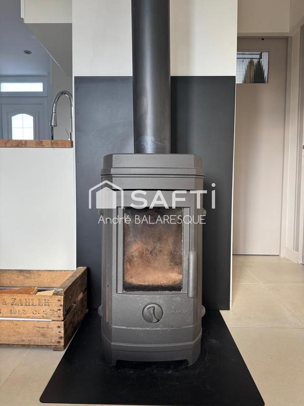 Maison - 93 m² - 6 pièces