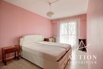 Appartement - 80 m² - 3 pièces