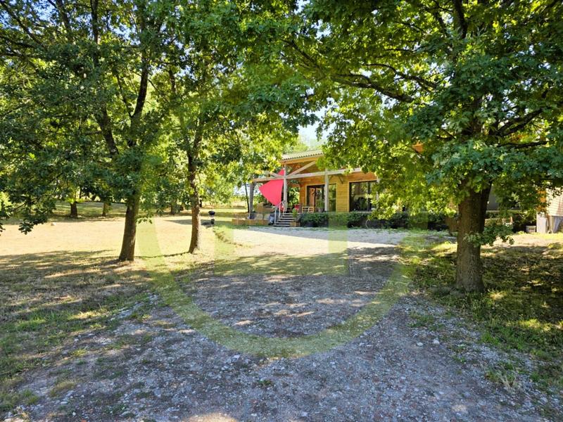 Maison - 157 m² - 6 pièces