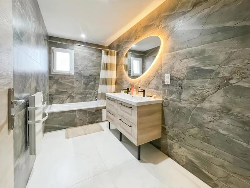 Maison - 104 m² - 4 pièces