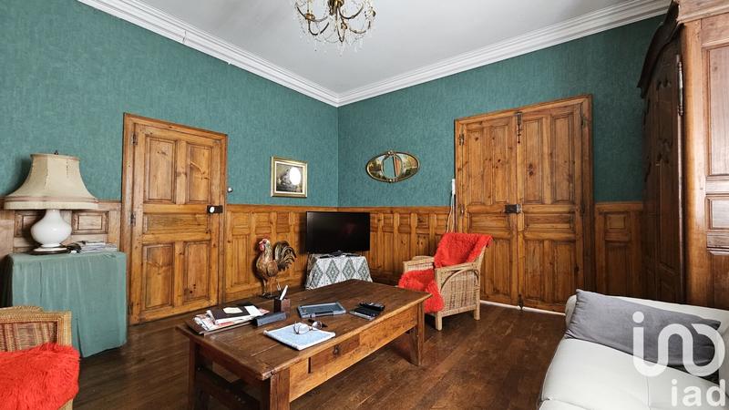 Maison - 205 m² - 7 pièces