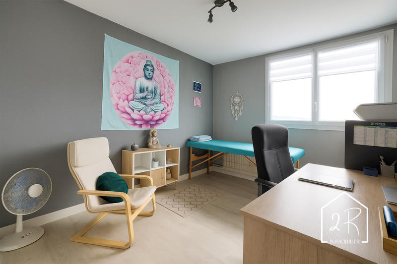 Appartement - 80 m² - 4 pièces