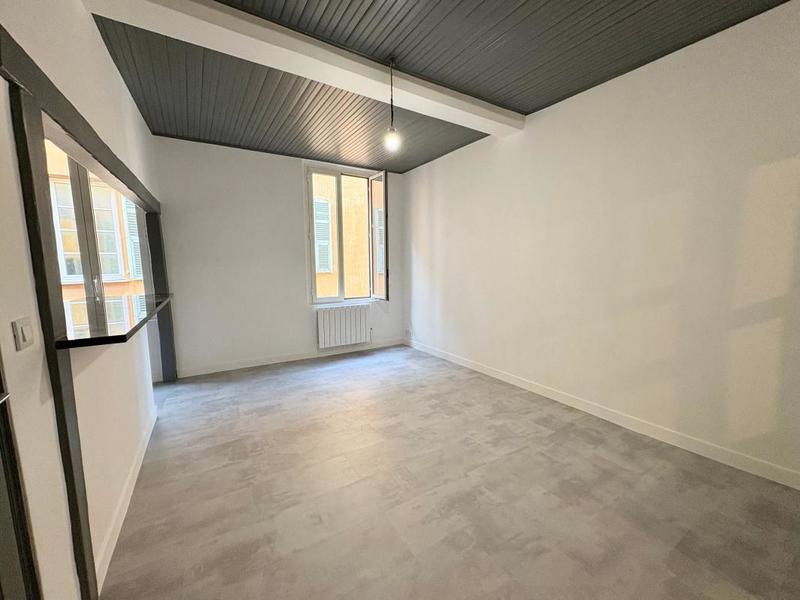 Studio - 29 m² - 2 pièces