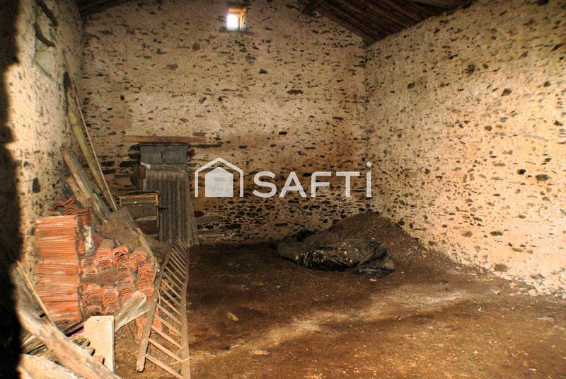 Maison - 250 m² - 4 pièces