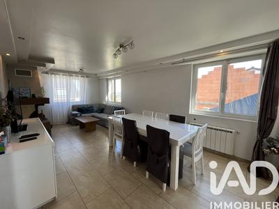 Maison - 108 m² - 5 pièces