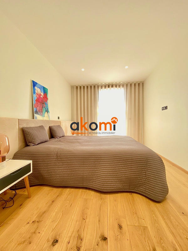 Maison - 202 m² - 6 pièces