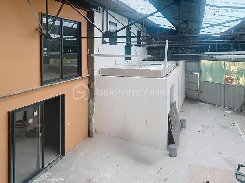 Bureau - 308 m² - 6 pièces