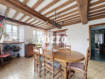 Maison - 135 m² - 6 pièces