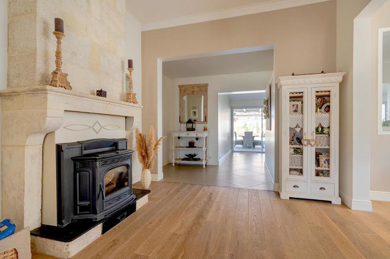 Maison - 200 m² - 6 pièces