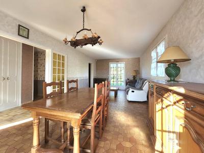 Maison - 135 m² - 6 pièces