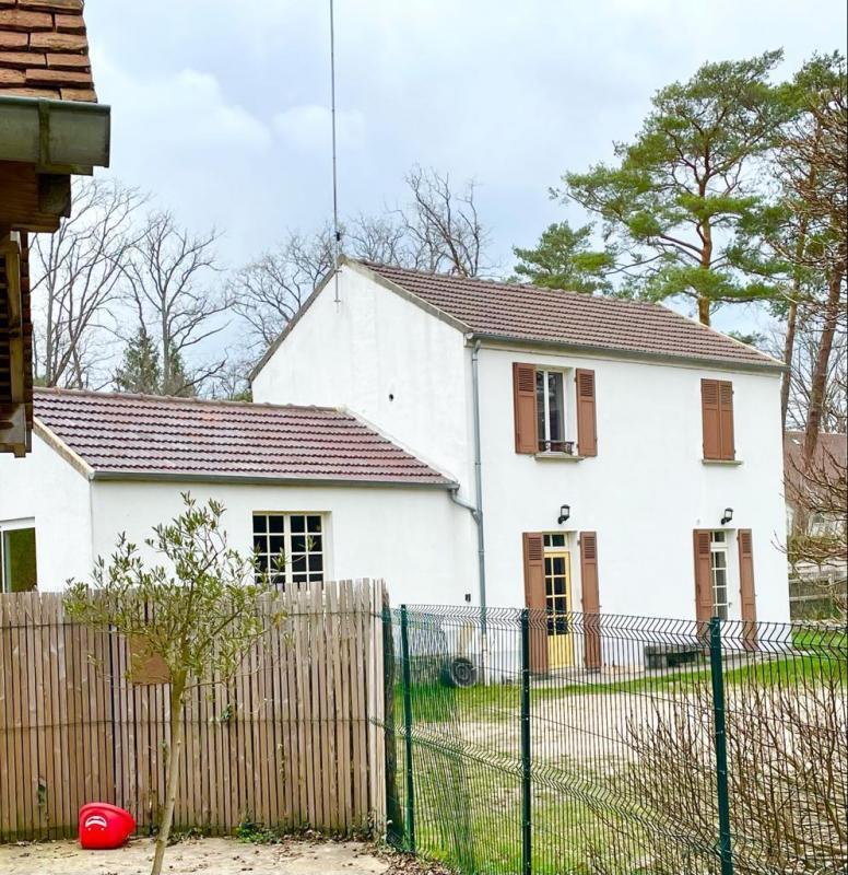 Gîte - 2 409 m²
