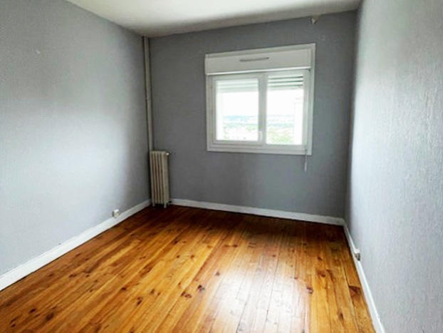 Appartement - 82 m² - 4 pièces