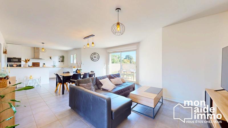 Maison - 101 m² - 5 pièces