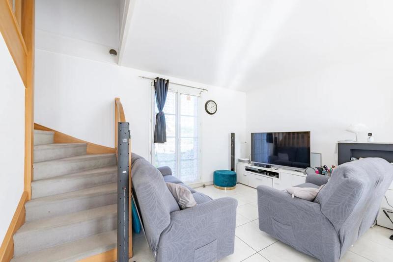 Maison - 108 m² - 5 pièces