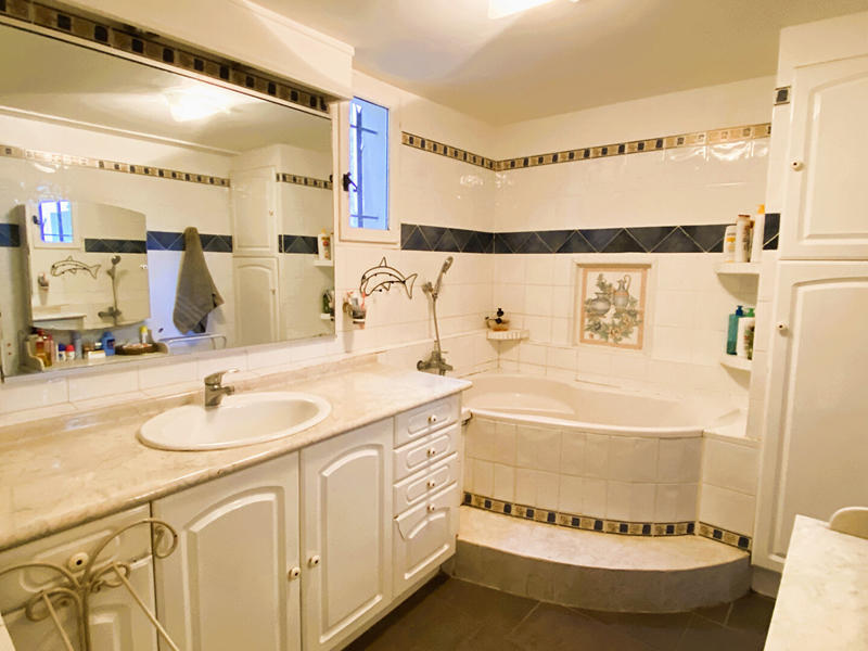 Villa - 170 m² - 5 pièces