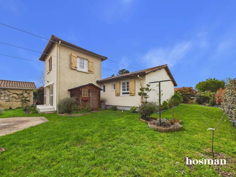 Maison - 139 m² - 5 pièces