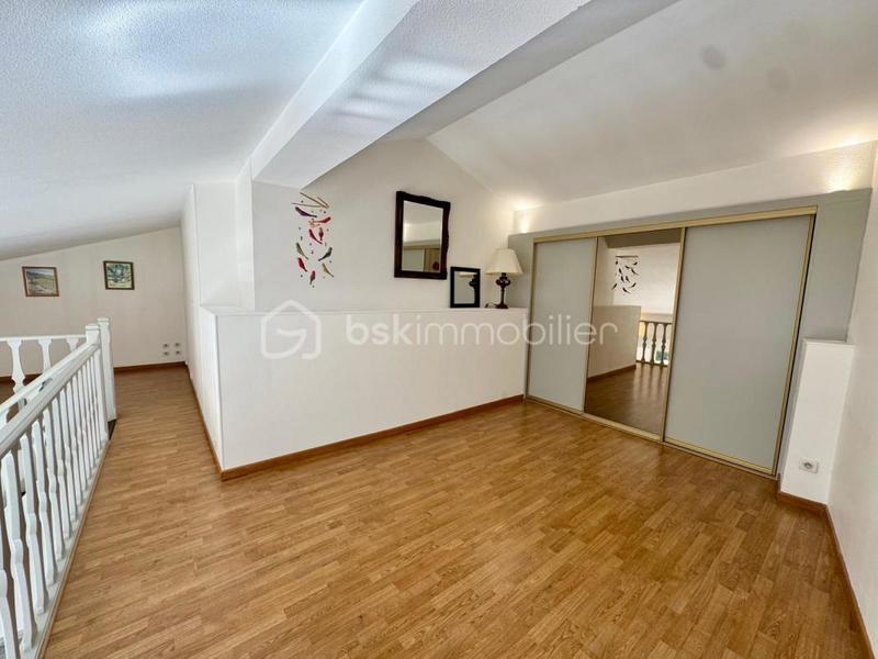 Duplex - 95 m² - 4 pièces