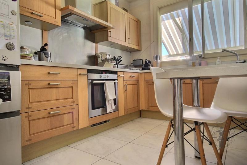 Maison - 170 m² - 8 pièces