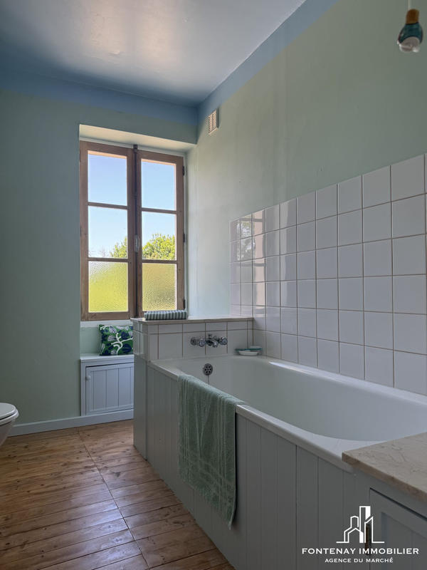 Maison ancienne - 176 m² - 7 pièces