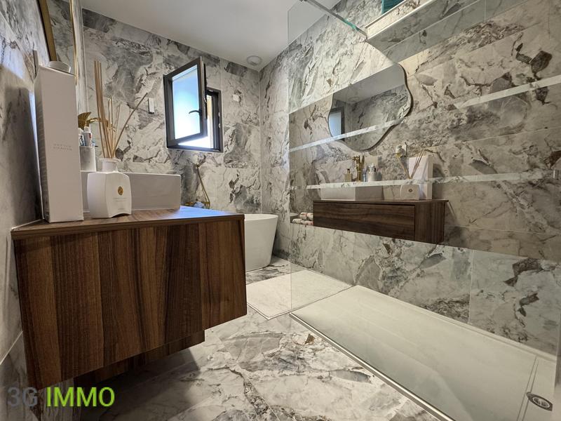 Maison contemporaine - 142 m² - 5 pièces