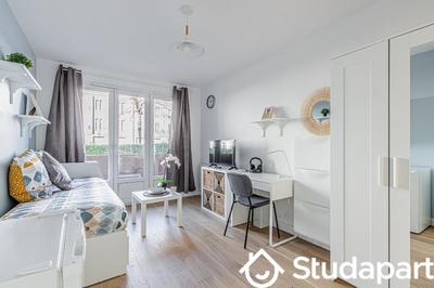 Chambre - 12 m² - 1 pièce