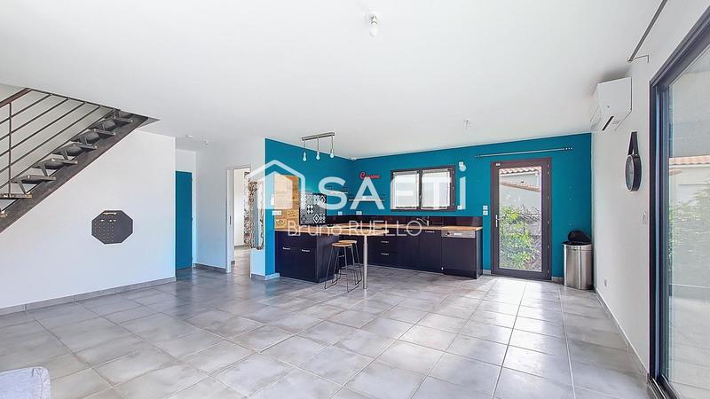 Maison - 94 m² - 4 pièces