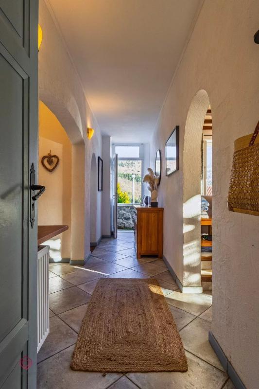 Propriété - 177 m² - 7 pièces