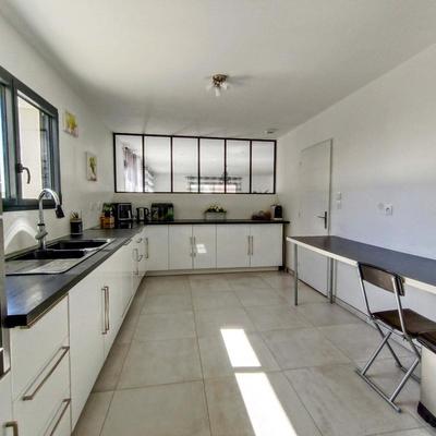 Maison - 131 m² - 8 pièces