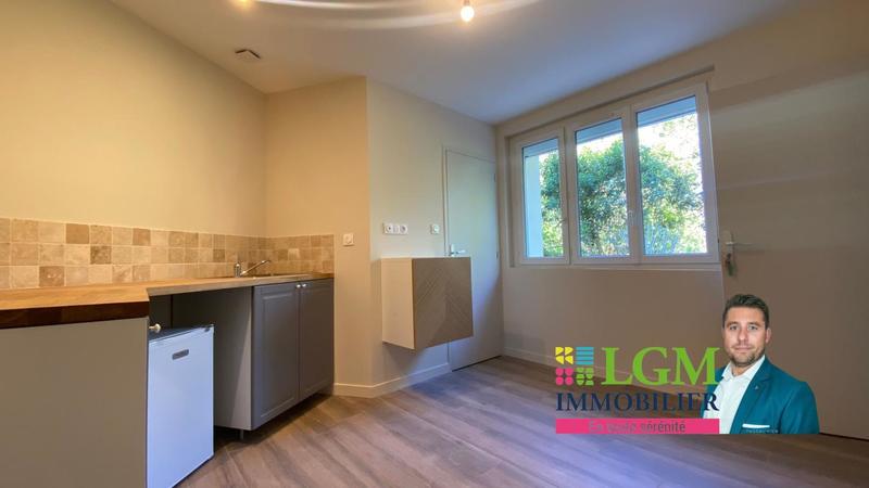 Immeuble - 112 m² - 10 pièces