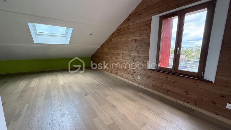 Appartement - 101 m² - 5 pièces