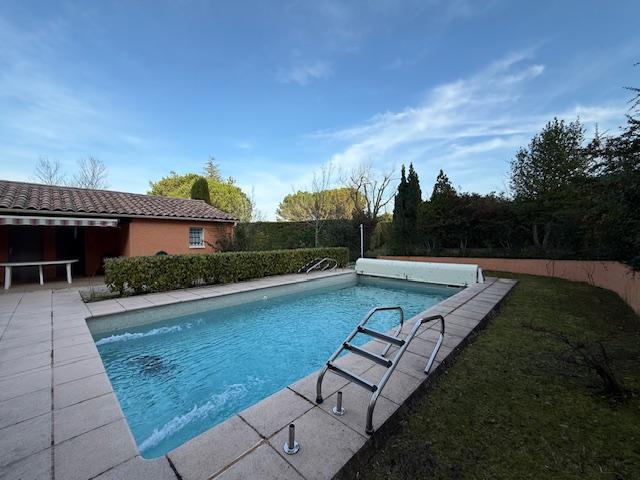 Maison - 108 m² - 6 pièces