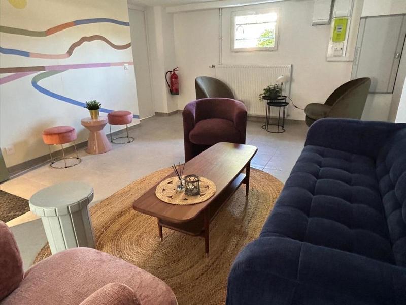 Chambre - 14 m² - 1 pièce