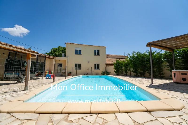 Villa - 205 m² - 7 pièces