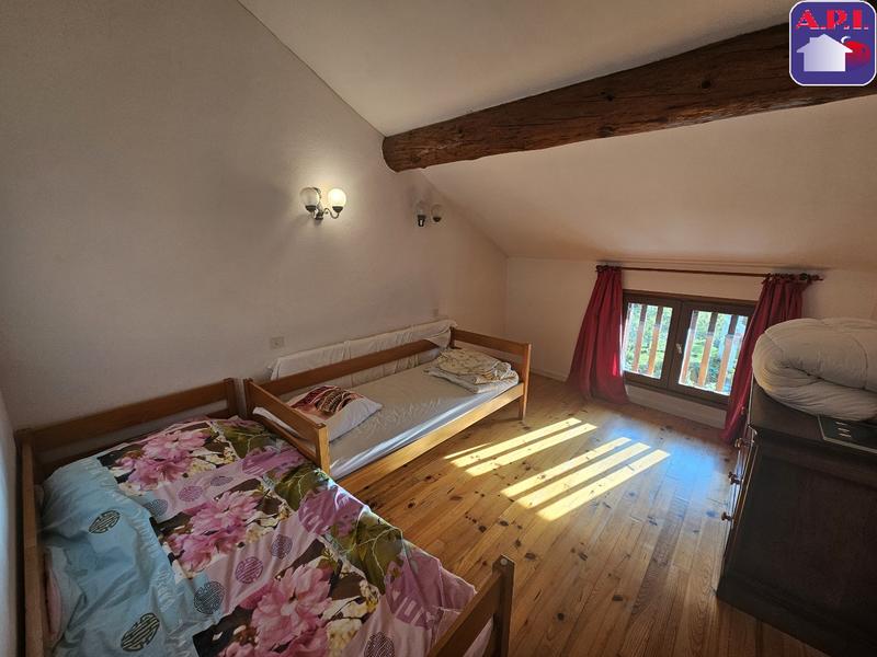 Maison - 170 m² - 5 pièces