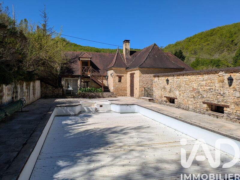 Maison - 160 m² - 6 pièces