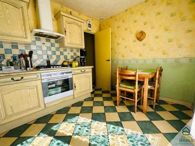 Pavillon - 100 m² - 5 pièces